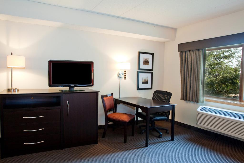 Americinn By Wyndham Chanhassen Eksteriør bilde